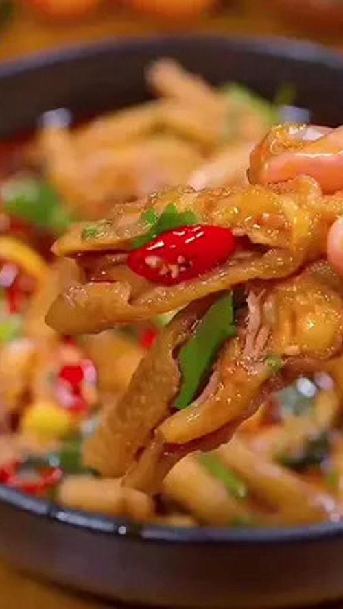 东北哪个网红吃酸瓜好吃,谁家的酸瓜最开胃?” 第1张 东北哪个网红吃酸瓜好吃,谁家的酸瓜最开胃?” 第1张