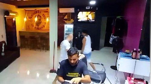 奇异理发店在线观看,揭秘神秘世界的奇幻之旅  第2张